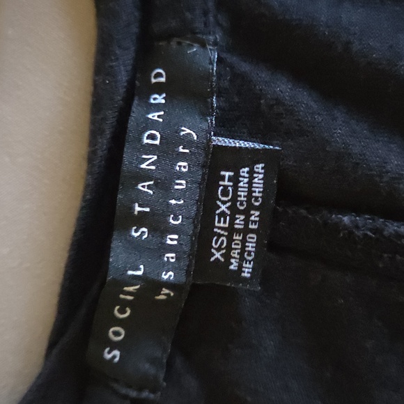 Social Standard By Santuary Twisted Neck Tee - Picture 3 of 4